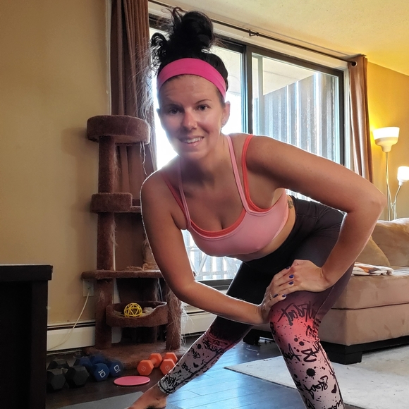 Meet your Posher, Brittany - Picture 5 of 5